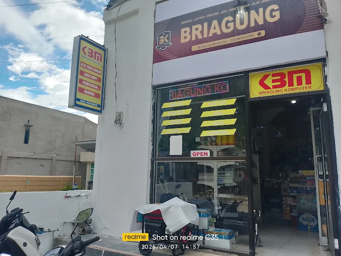 Tampak depan BRIAGUNG